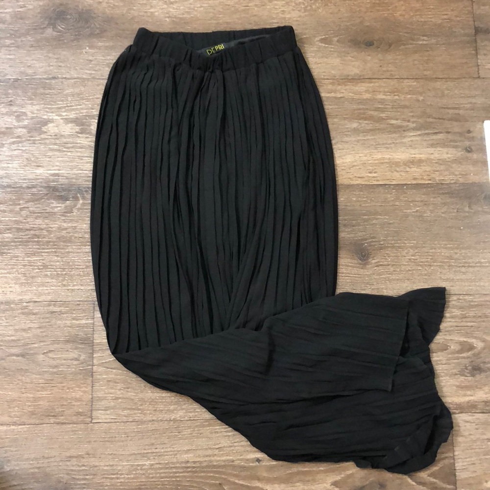 Black maxi skirt